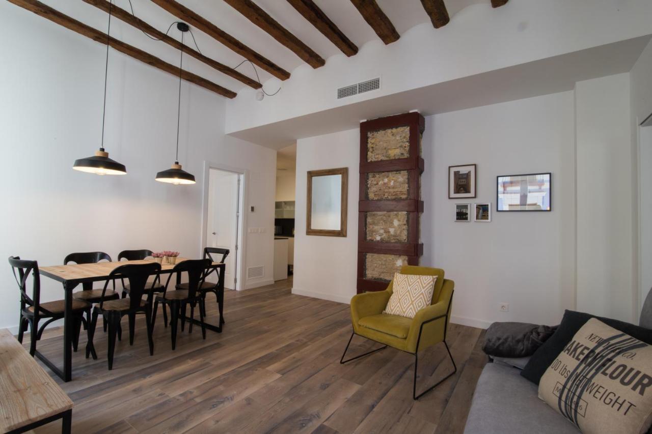 Apartamentos Almada Zaragoza Exterior foto